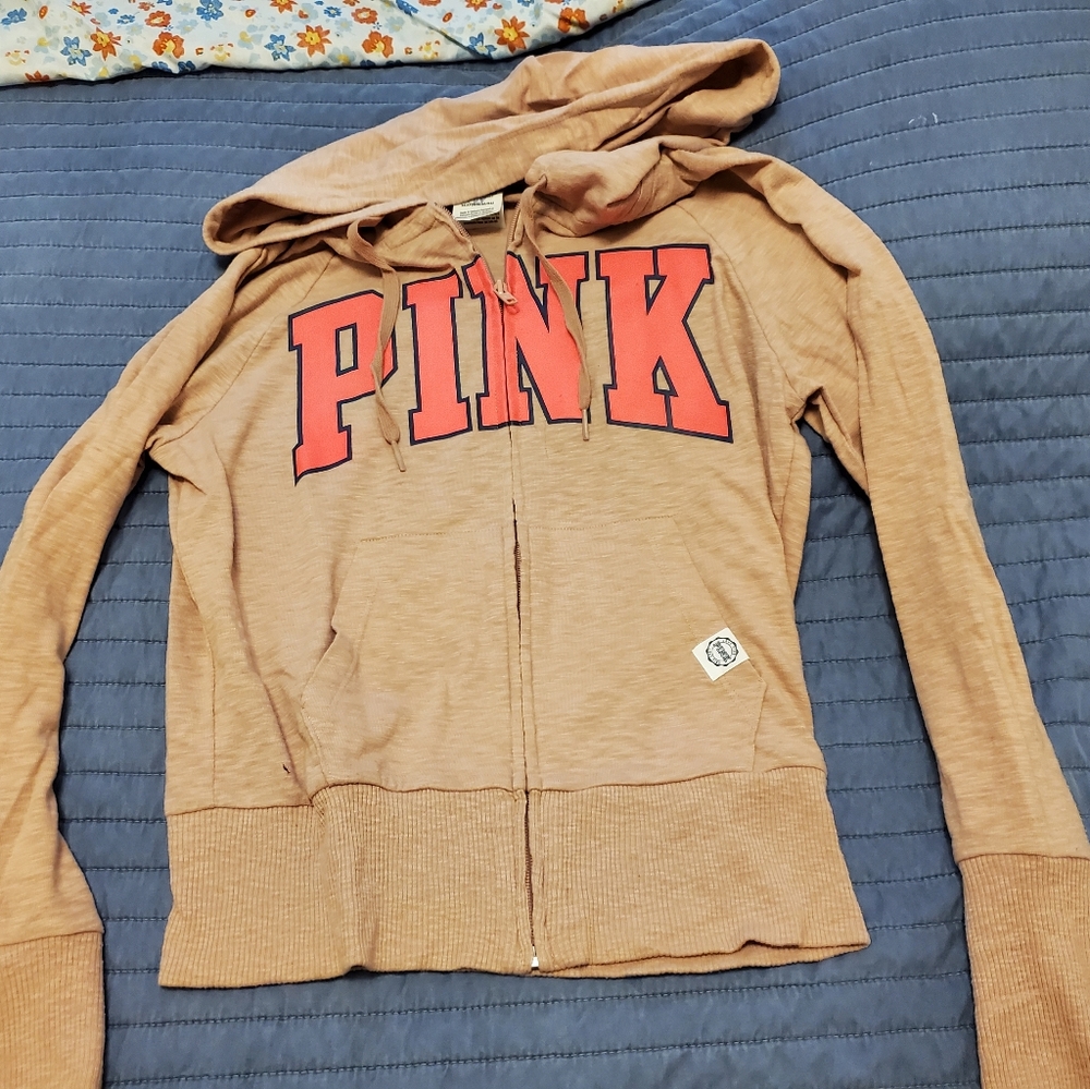 Campus zip up